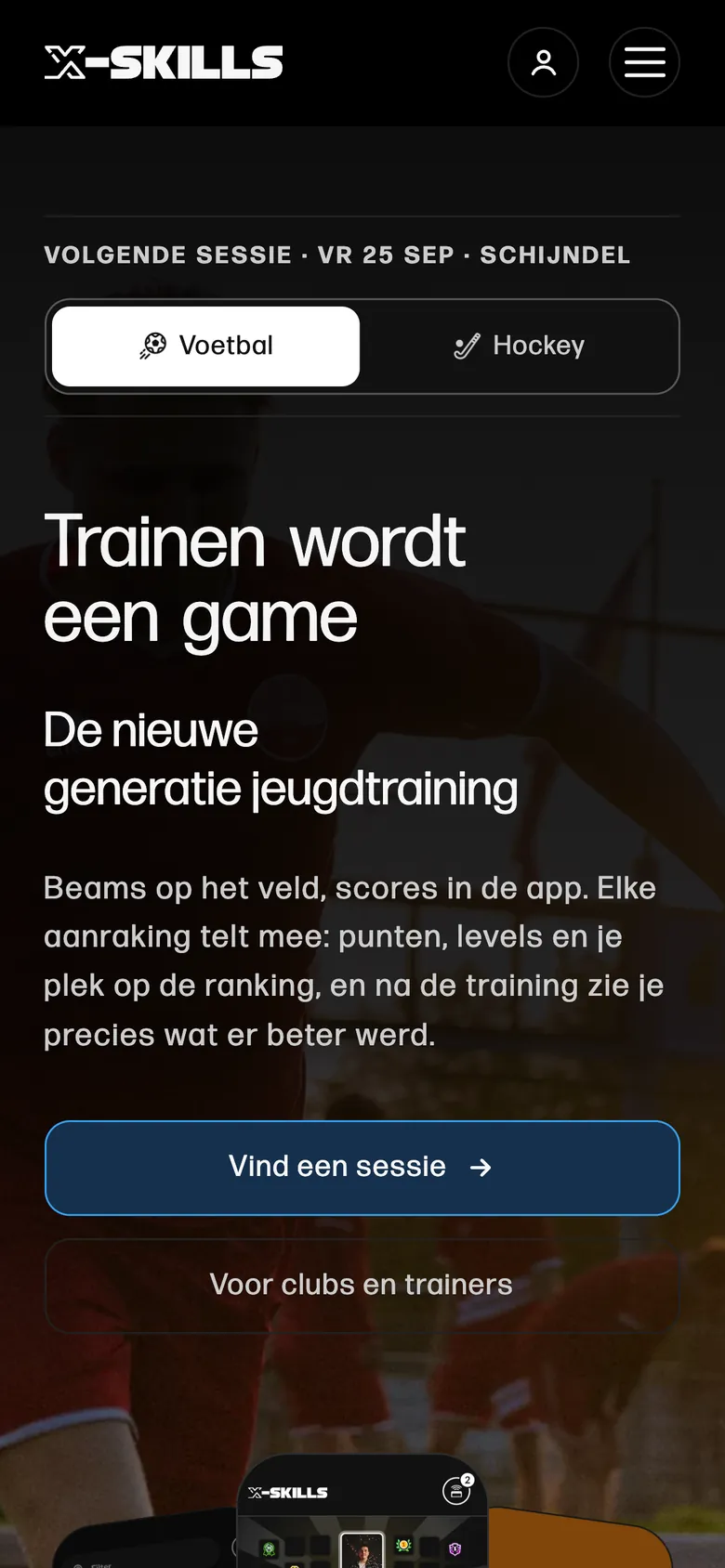 De homepage van x-skills.com op een telefoon